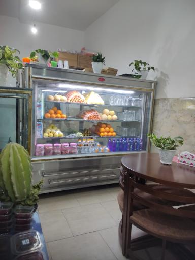 عکس آبمیوه بستنی آقاملکی 