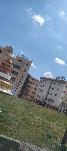 عکس هتل آپارتمان امپراطور