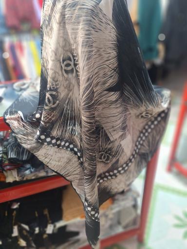 عکس فروشگاه شیک پوشان 