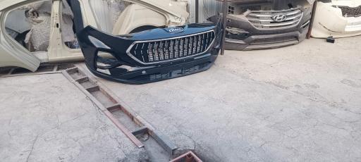 عکس استوک فروشی خودروهای خارجی