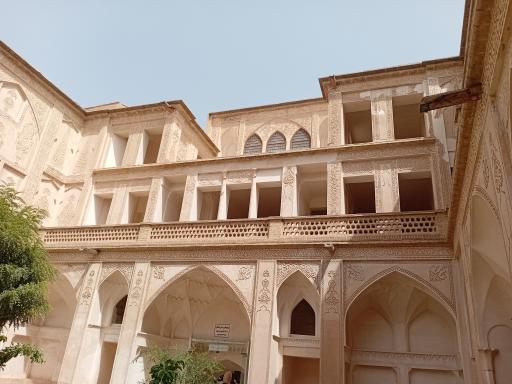 عکس خانه تاریخی عباسیان