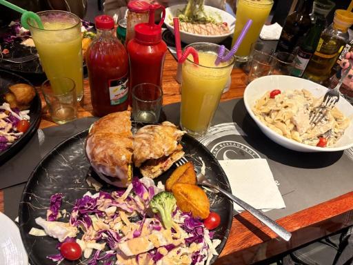 عکس رستوران ایتالیایی سنسو لانژ