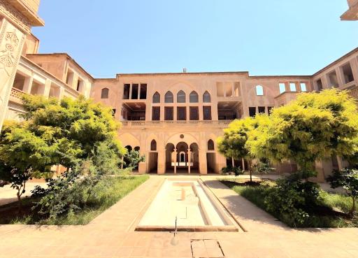 عکس خانه تاریخی عباسیان