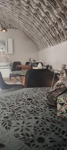 کافه سنتی محله با مدیریت دیانت