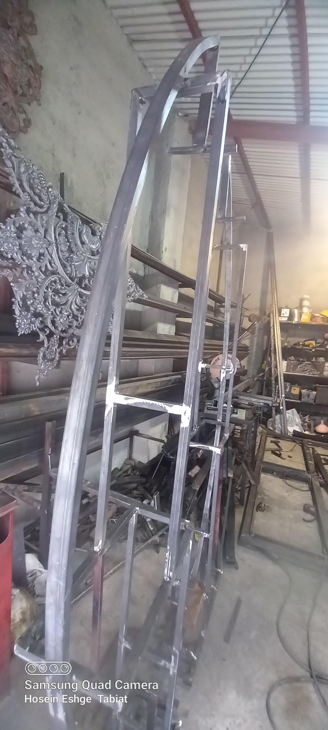 عکس جوشکاری (درب و پنجره سازی) حسین فرخی