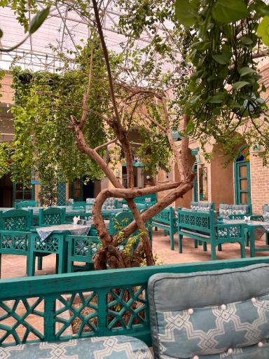عکس مجتمع اقامتی پذیرایی کیخسرو
