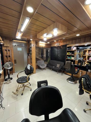 عکس آرایشگاه مردانه ماکین کات