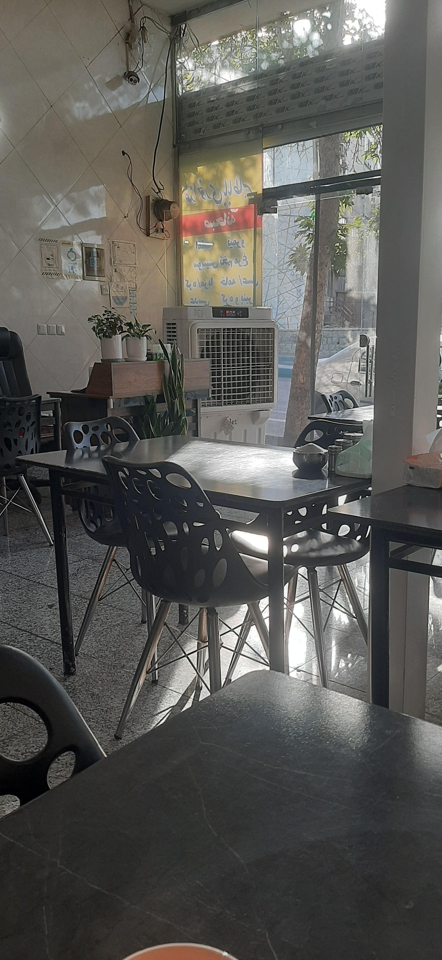 عکس قهوخانه بابا طاهر
