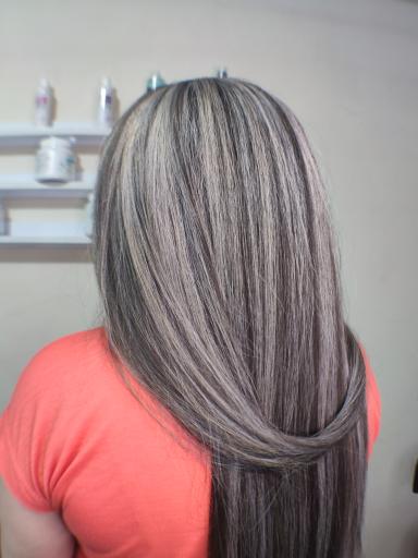 عکس سالن زیبایی مریم دودانگه