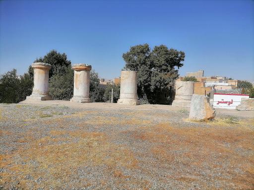 عکس بنای تاریخی کنگاور (معبد آناهیتا)