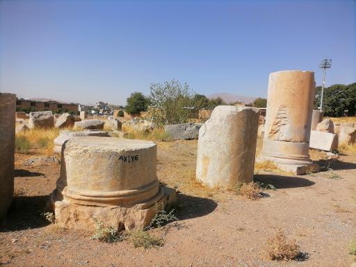 عکس بنای تاریخی کنگاور (معبد آناهیتا)