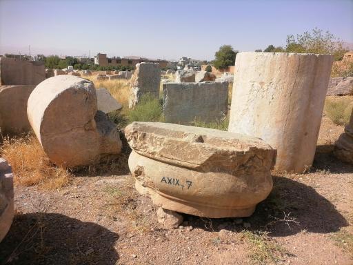 عکس بنای تاریخی کنگاور (معبد آناهیتا)