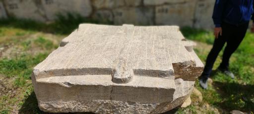 عکس بنای تاریخی کنگاور (معبد آناهیتا)