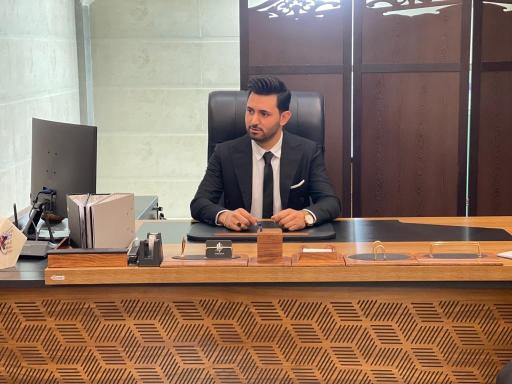 عکس مشاور املاک عیاران