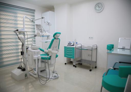 عکس کلینیک دندانپزشکی تخصصی دکتر شاکریان