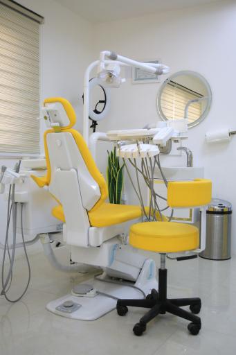 عکس کلینیک دندانپزشکی تخصصی دکتر شاکریان