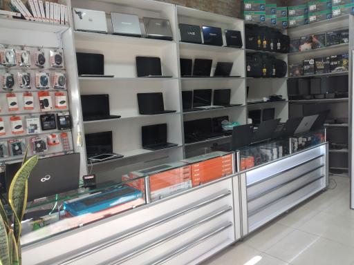 عکس تک سیسم