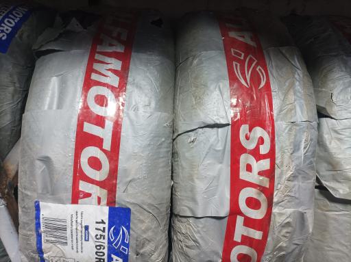 عکس تعویض روغن علی کشاورز