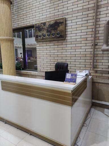عکس رستوران شادی 