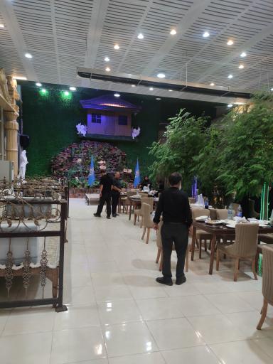 عکس رستوران شادی 