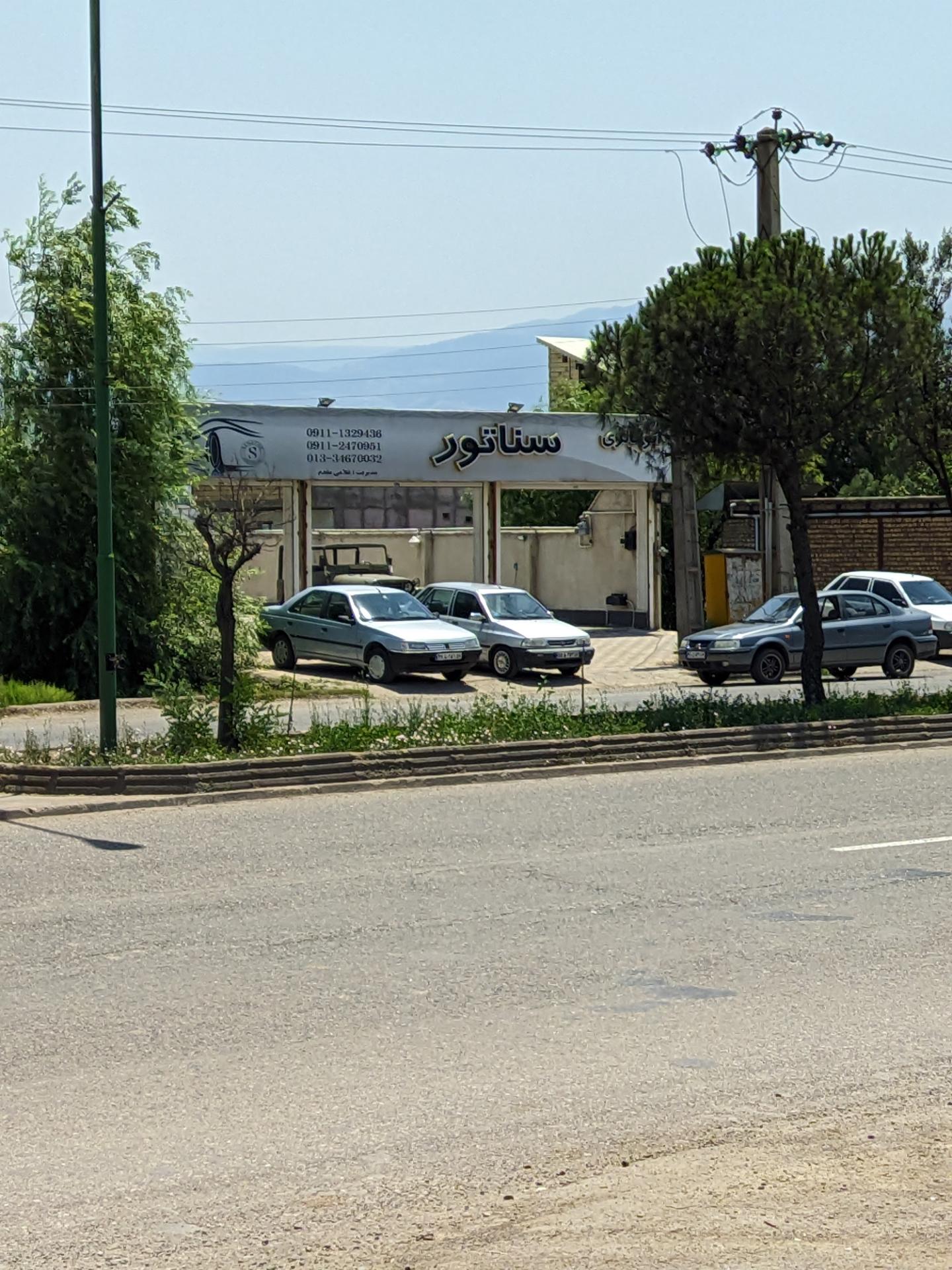 عکس نمایشگاه خودرو سناتور 