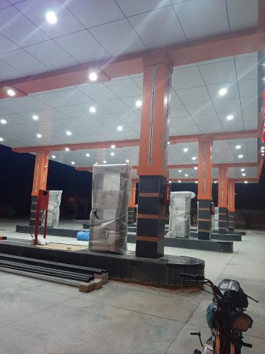 عکس پمپ بنزین