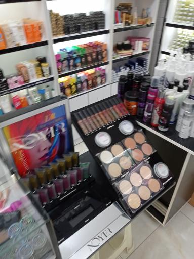 عکس آرایشی بیوتی لند