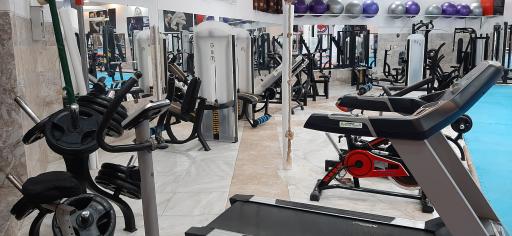 عکس باشگاه ورزشی نیایش