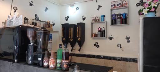 عکس کافه توکا 