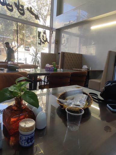 عکس رستوران غذای سنتی و محلی حاج منصور