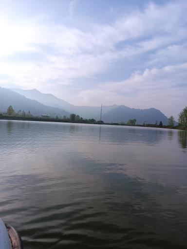 عکس دریاچه دیگه سرا