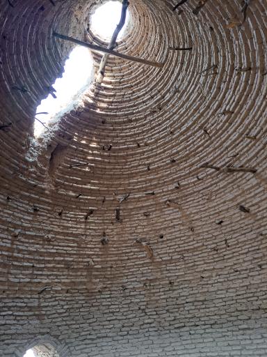 عکس یخدان عباس آباد