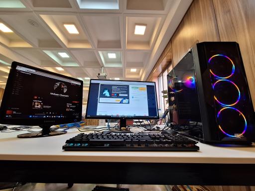 عکس طراحی سایت شیراز اِرم وردپرس