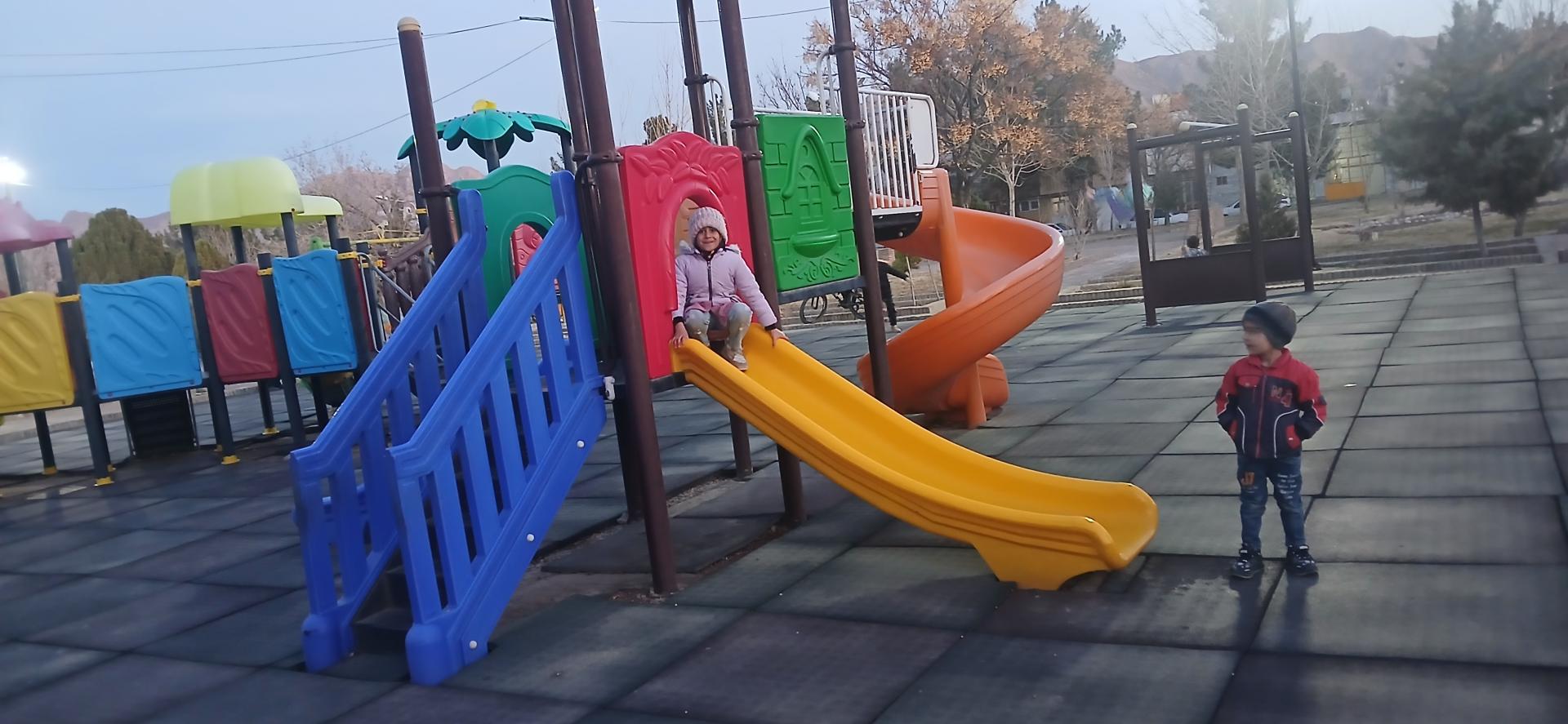 عکس پارک مسجد جامع