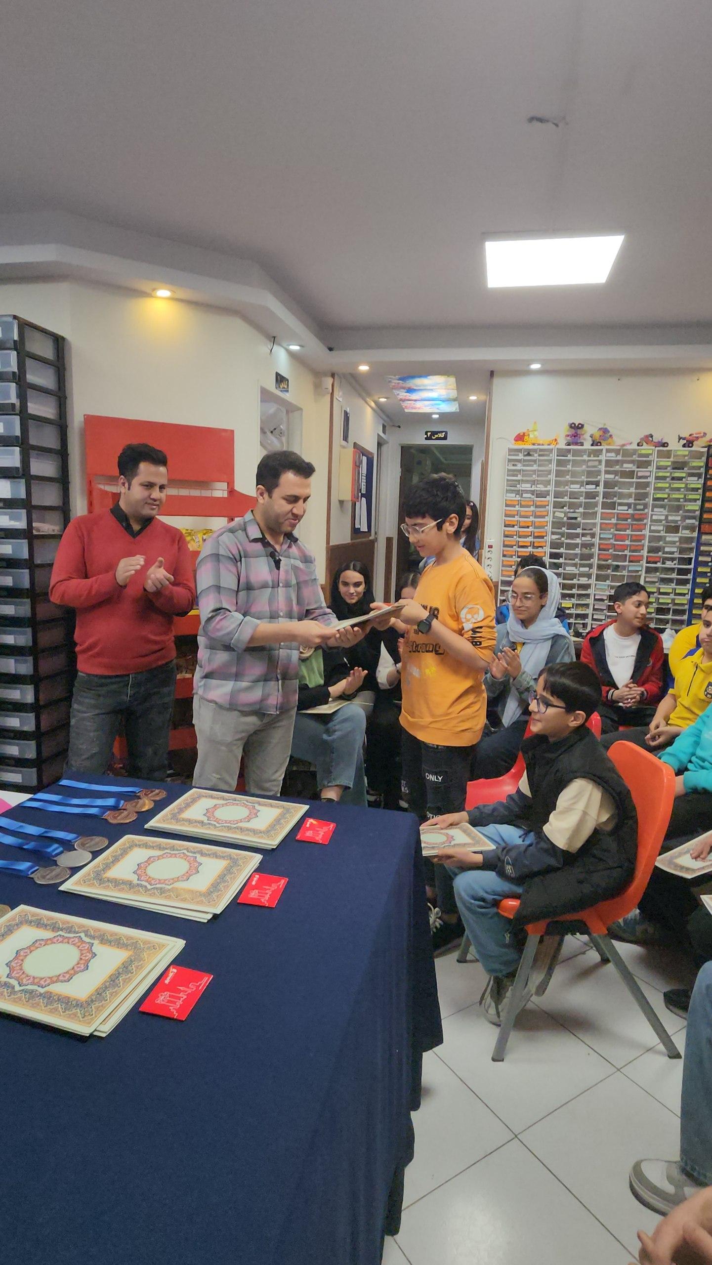 عکس آموزشگاه رباتیک پیشنام (شعبه حکیمیه)