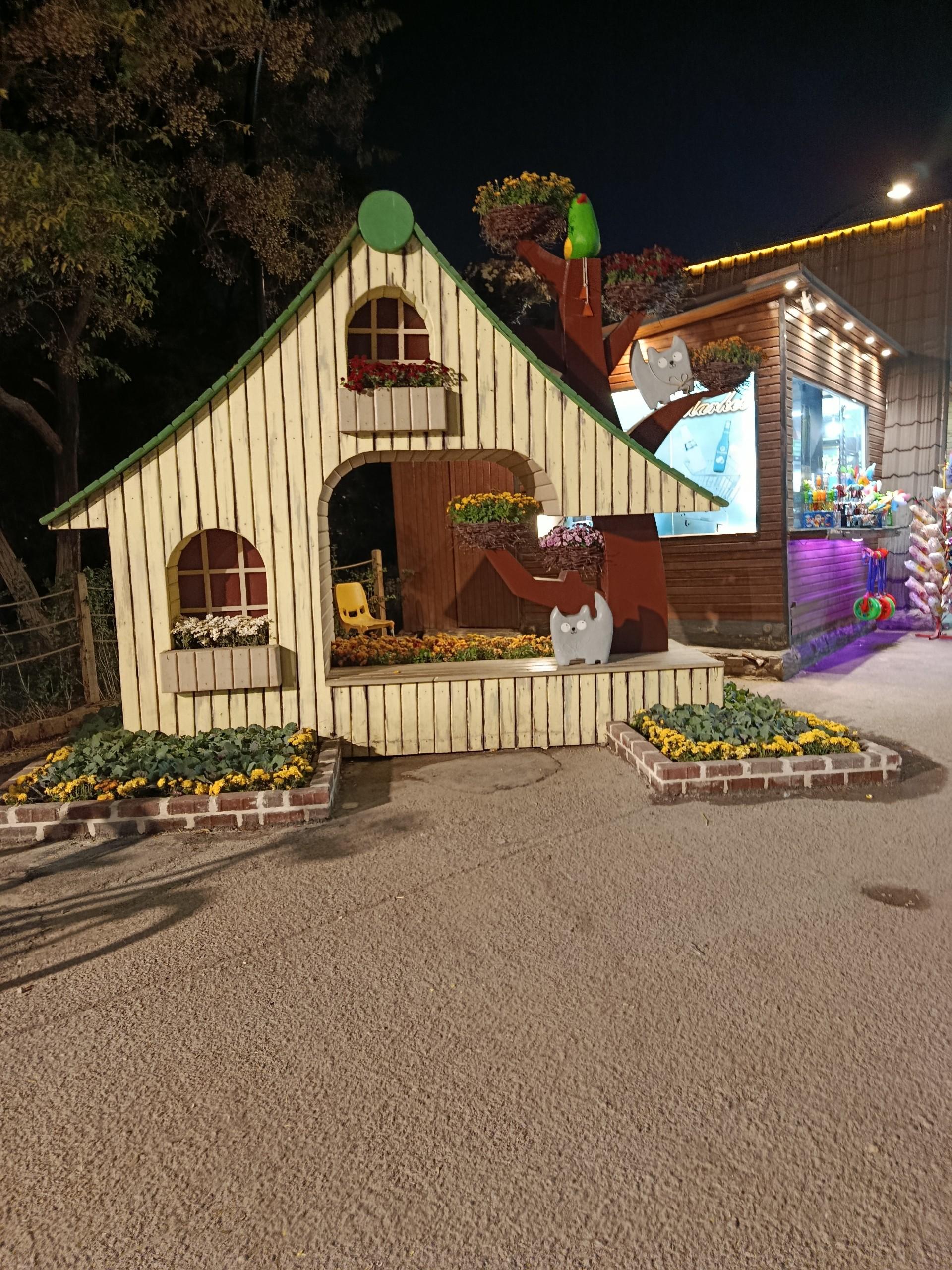 عکس مجموعه تفریحی گیاهشناسی باغ مشهد