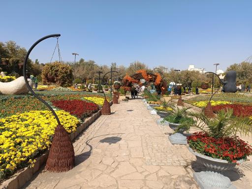 عکس مجموعه تفریحی گیاهشناسی باغ مشهد