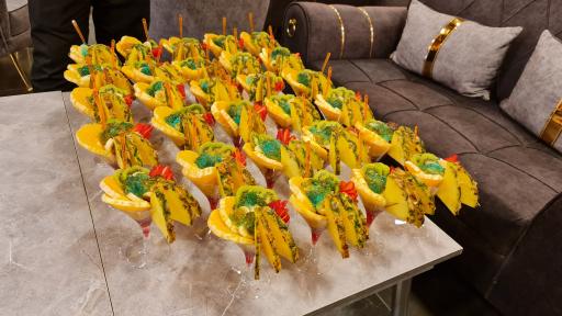 عکس کافه رستوران تیوا