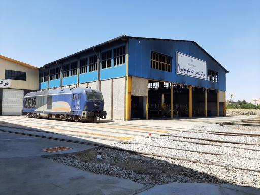 عکس تعمیرات لوکوموتیو