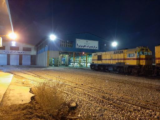 عکس تعمیرات لوکوموتیو