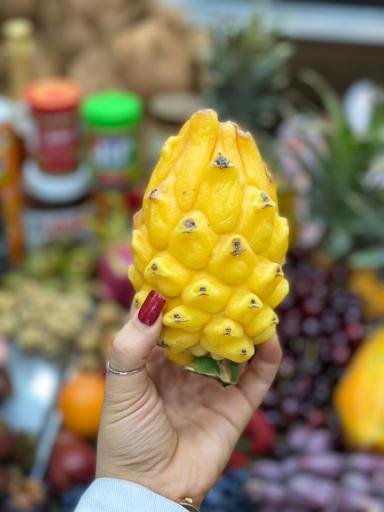 عکس میوه فروشی نوبرانه