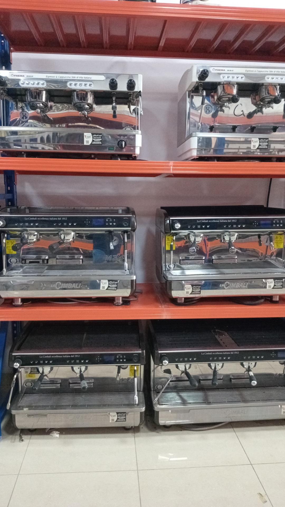 عکس قهوه و تجهیزات کافه ویتوریا 