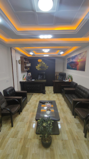 عکس مشاور املاک الماس طلایی