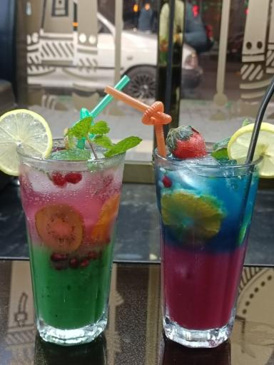 عکس کافی شاپ عمارت