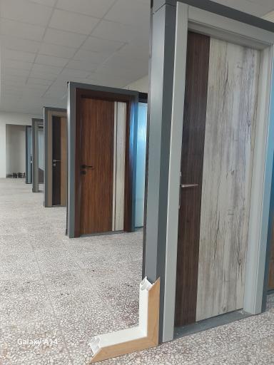 عکس شرکت تولیدی پلیمر درب سان