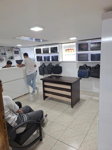 عکس فروشگاه آرون سیستم