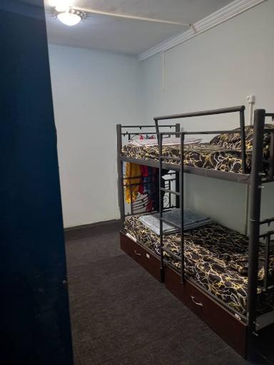 مجموعه پانسیون آقایان ویرا شعبه گیشا