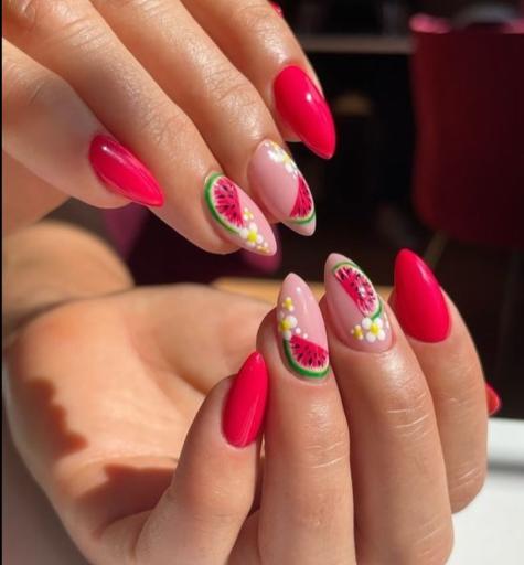 عکس آموزشگاه و سالن زیبایی یگانه 