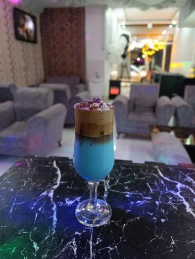 عکس کافی شاپ عمارت