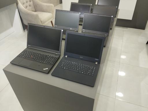 عکس کامپیوتری xeoncamputer 